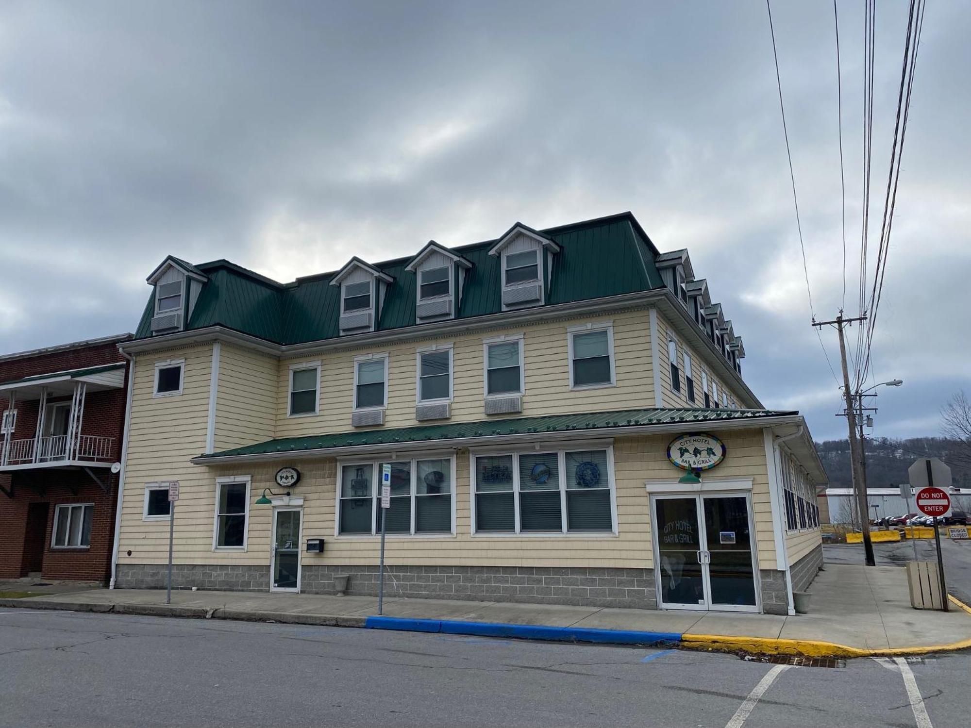 The City Hotel Bar & Grill Northern Cambria Exteriér fotografie